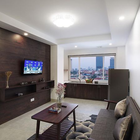 Kuch Oudom Hotel Phnom-Penh Buitenkant foto