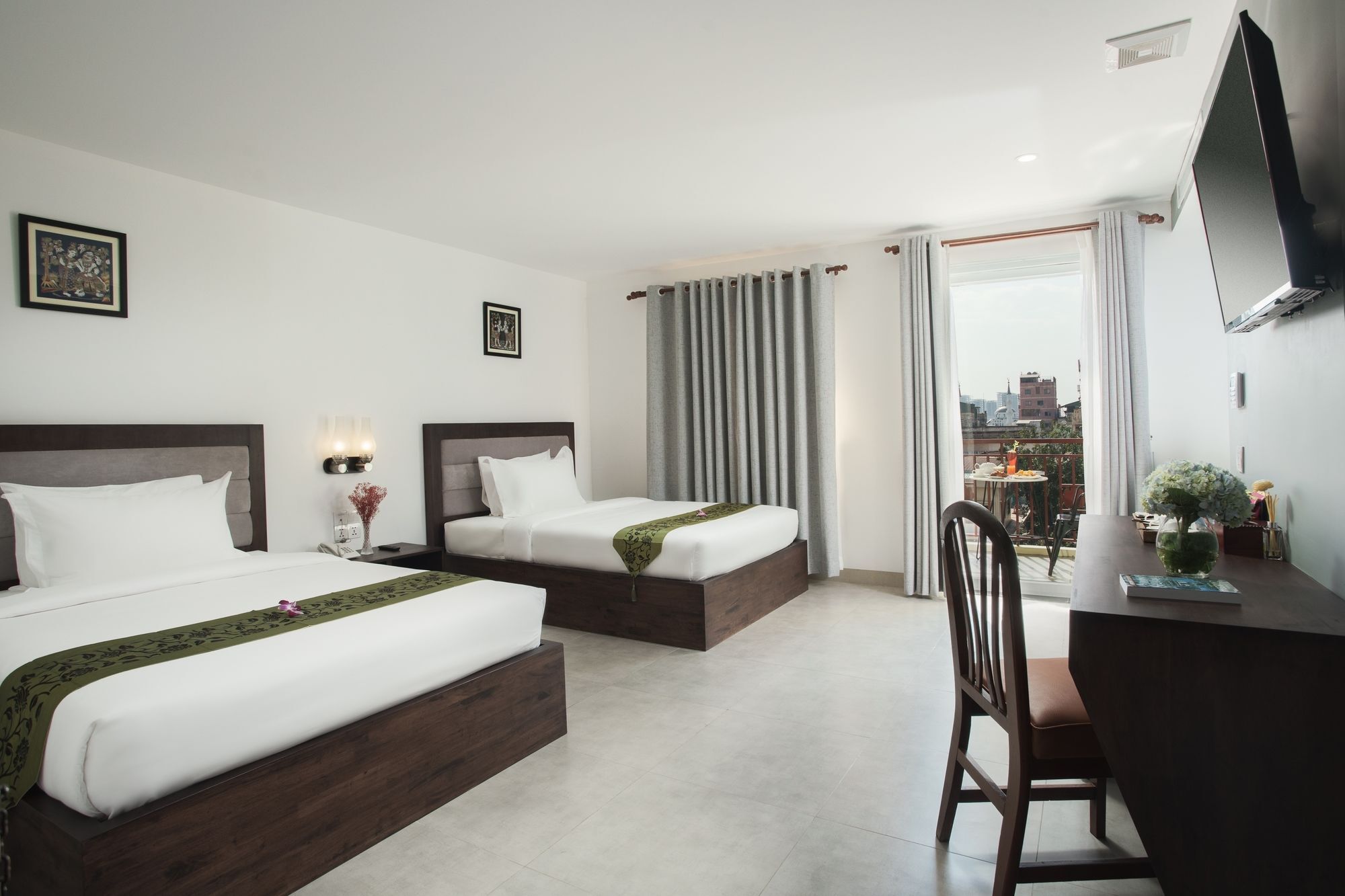 Kuch Oudom Hotel Phnom-Penh Buitenkant foto