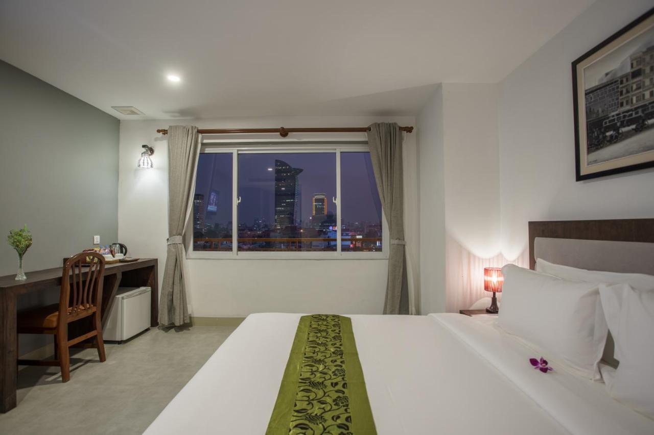 Kuch Oudom Hotel Phnom-Penh Buitenkant foto